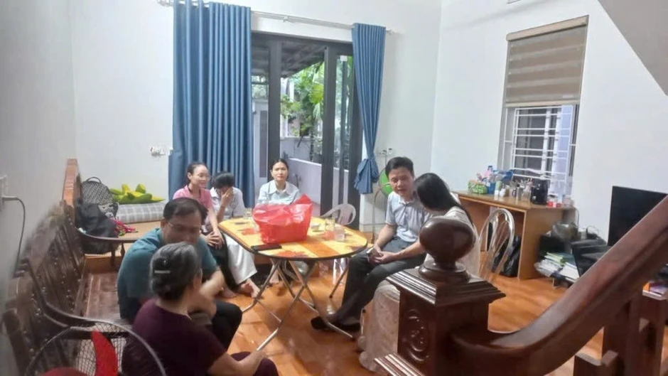 Khởi tố vụ bạo lực học đường tại Trường Cao đẳng nghề Việt-Xô số 1 Khởi tố vụ bạo lực học đường tại Trường Cao đẳng nghề Việt-Xô số 1