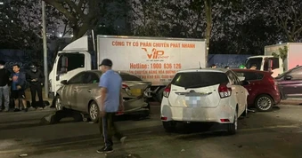 Khởi tố vụ tai nạn liên hoàn trên phố Nguyễn Chánh làm một phụ nữ tử vong