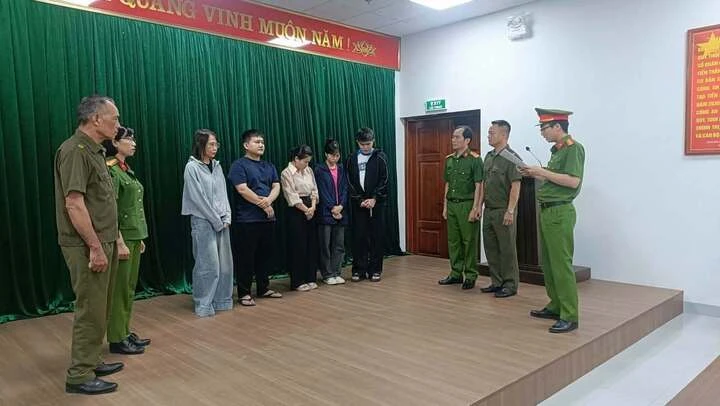 Kịch bản lừa đảo tinh vi của bác sĩ rởm tại Spa Sigma ở Bắc Ninh Kịch bản lừa đảo tinh vi của bác sĩ rởm tại Spa Sigma ở Bắc Ninh