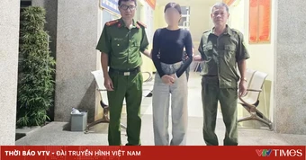 Kiểm tra cư trú, Công an Hà Nội bắt giữ nữ đối tượng truy nã về ma túy
