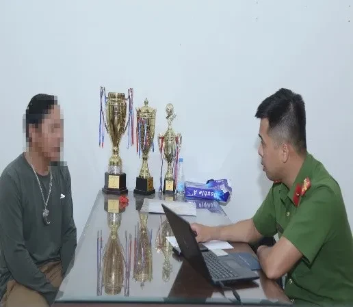 Kiểm tra đột xuất, phát hiện vận chuyển đất không phép tại KCN Biên Hòa 1 Kiểm tra đột xuất, phát hiện vận chuyển đất không phép tại KCN Biên Hòa 1