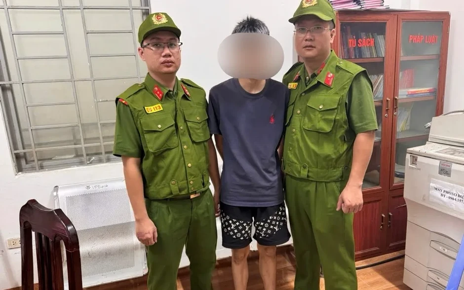Kịp thời ngăn chặn nhóm thanh niên mang hung khí đánh nhau lúc nửa đêm Kịp thời ngăn chặn nhóm thanh niên mang hung khí đánh nhau lúc nửa đêm
