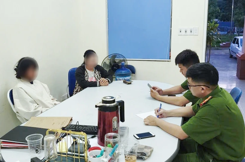Kịp thời ngăn chặn thiếu nữ bị dụ dỗ đi làm "việc nhẹ, lương cao"