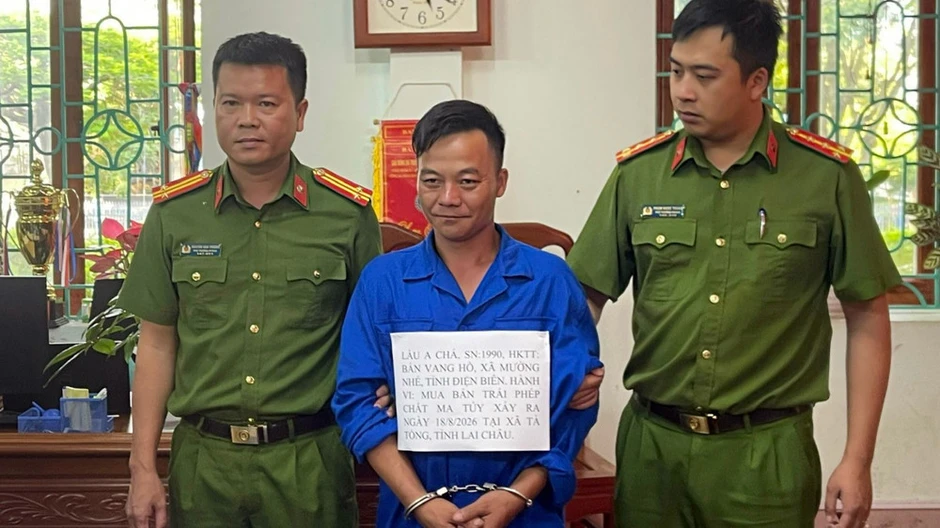 Lai Châu: Bắt đối tượng mua bán 4 bánh heroin Lai Châu: Bắt đối tượng mua bán 4 bánh heroin