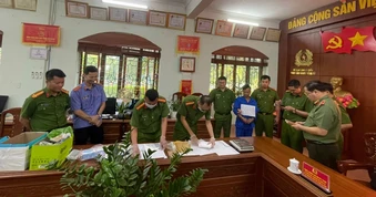 Lai Châu: Bắt đối tượng mua bán 4 bánh heroin
