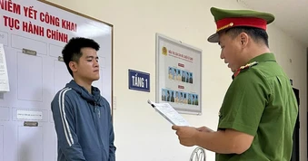 Làm giả sổ đỏ rồi lên mạng lừa bán đất