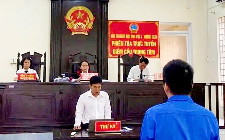 Làm nhục người khác rồi chịu án tù Làm nhục người khác rồi chịu án tù