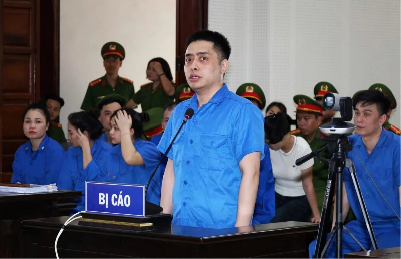 Làm rõ hành vi manh động chống trả Công an của kẻ cầm đầu Bùi Đình Khánh Làm rõ hành vi manh động chống trả Công an của kẻ cầm đầu Bùi Đình Khánh
