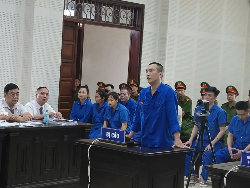 Làm rõ hành vi manh động chống trả Công an của kẻ cầm đầu Bùi Đình Khánh Làm rõ hành vi manh động chống trả Công an của kẻ cầm đầu Bùi Đình Khánh