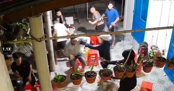 Làm rõ vụ nhóm người nghi lao vào bàn nhậu nổ súng