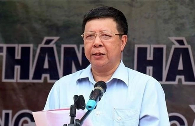 Làm theo đề nghị của doanh nghiệp, cựu Phó Chủ tịch tỉnh Lào Cai hưởng lợi 355 triệu đồng