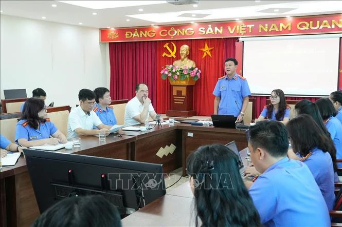 Lần đầu xét xử vụ kiện công ích Lần đầu xét xử vụ kiện công ích