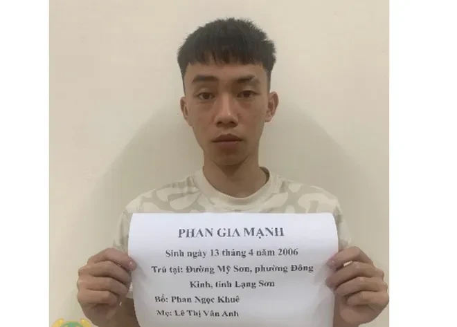 Lạng Sơn: Khởi tố 3 thanh thiếu niên đánh người tại công viên Chi Lăng Lạng Sơn: Khởi tố 3 thanh thiếu niên đánh người tại công viên Chi Lăng