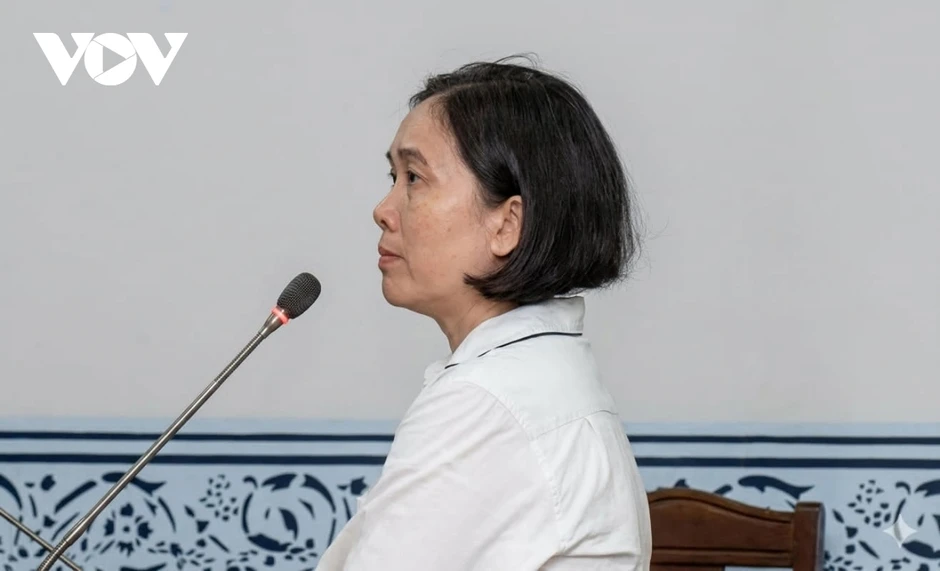 Lãnh 15 năm tù vì dùng sổ đỏ giả để lừa đảo