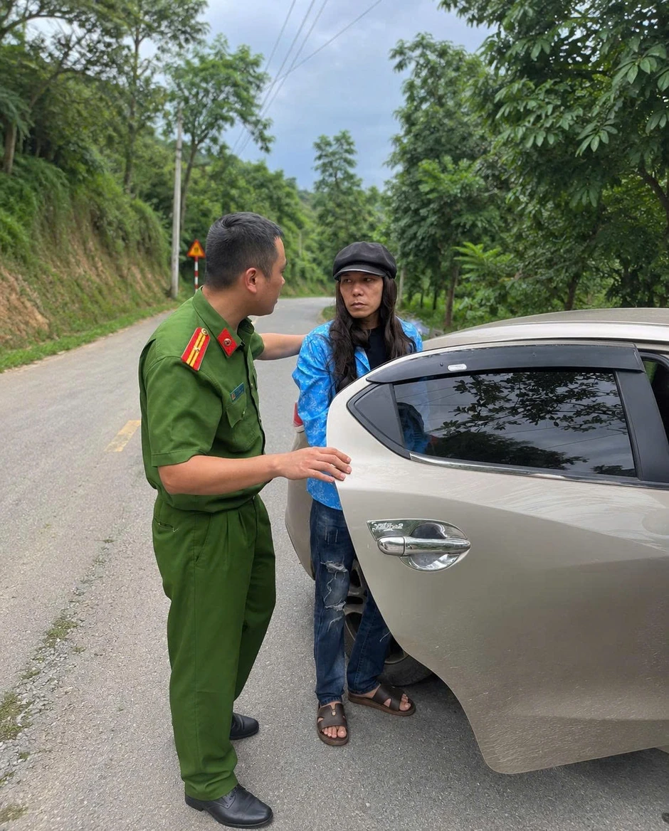 Lào Cai: Đối tượng ngụy trang bằng tóc giả vẫn sa lưới vì tàng trữ ma túy Lào Cai: Đối tượng ngụy trang bằng tóc giả vẫn sa lưới vì tàng trữ ma túy