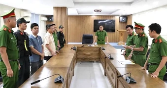 Lập 17 công ty "ma" để xuất bán trái phép hóa đơn