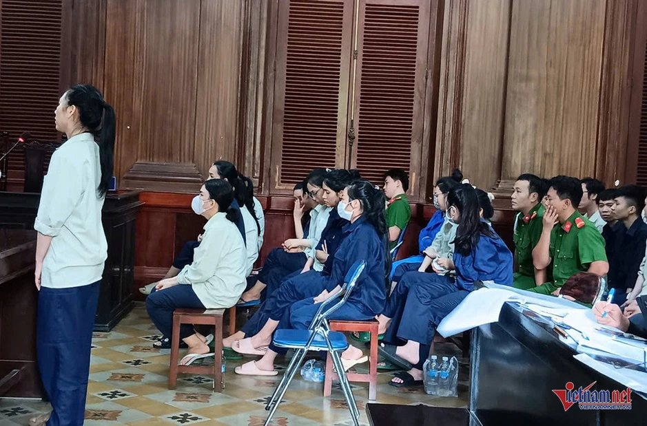 Lập số điện thoại ảo lừa rút tiền thẻ tín dụng, chiếm đoạt tiền tỷ Lập số điện thoại ảo lừa rút tiền thẻ tín dụng, chiếm đoạt tiền tỷ