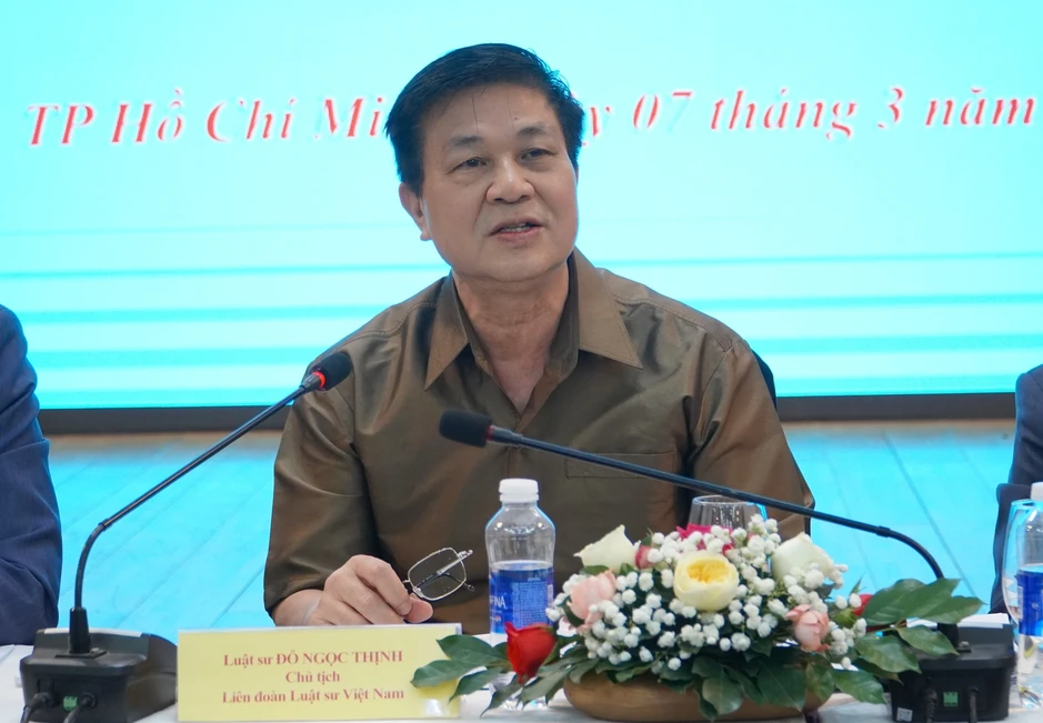 Liên đoàn Luật sư Việt Nam đề nghị không giao UBND xã kiểm tra luật sư Liên đoàn Luật sư Việt Nam đề nghị không giao UBND xã kiểm tra luật sư