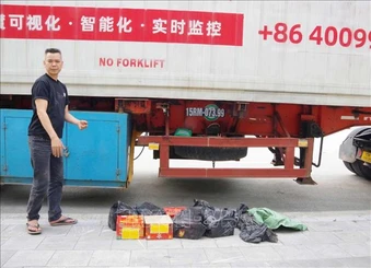 Liên tiếp bắt giữ các đối tượng vận chuyển pháo nổ trái phép qua biên giới