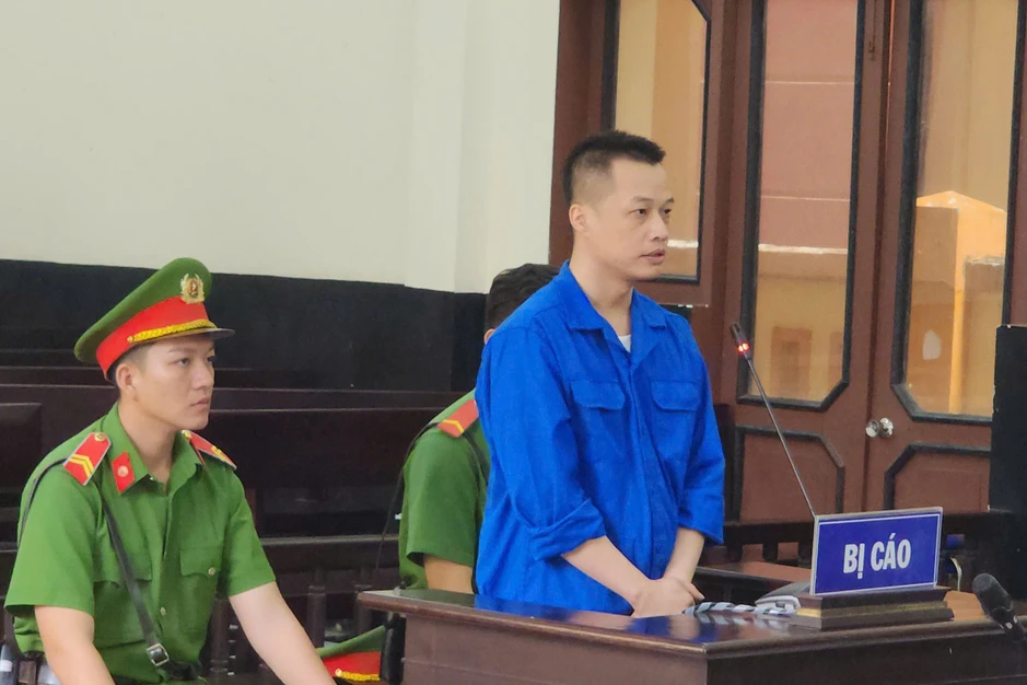 Lừa đảo đầu tư chứng khoán, người đàn ông lãnh 15 năm tù Lừa đảo đầu tư chứng khoán, người đàn ông lãnh 15 năm tù