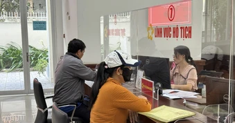 Luật Hộ tịch mới: Người dân chỉ cần khai báo thông tin một lần