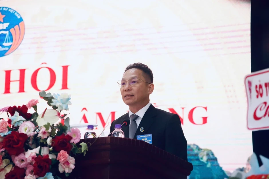 Luật sư Dương Đình Nam được bầu làm Chủ nhiệm Đoàn Luật sư tỉnh Lâm Đồng Luật sư Dương Đình Nam được bầu làm Chủ nhiệm Đoàn Luật sư tỉnh Lâm Đồng
