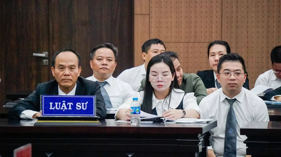 Luật sư nói gì khi bào chữa cho các bị cáo trong vụ Công ty Hoàng Dân Luật sư nói gì khi bào chữa cho các bị cáo trong vụ Công ty Hoàng Dân