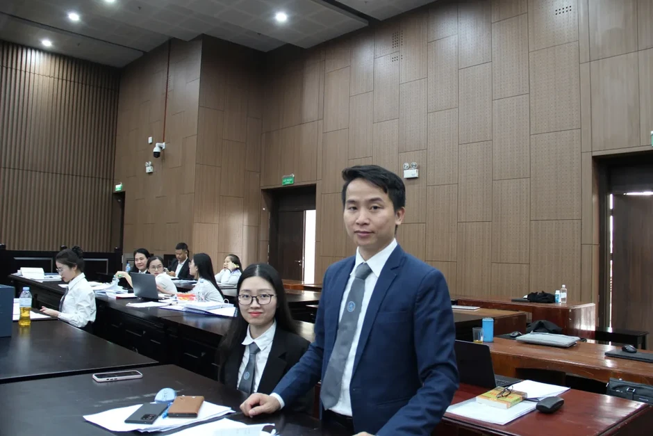 Luật sư nói gì khi bào chữa cho các bị cáo trong vụ Công ty Hoàng Dân Luật sư nói gì khi bào chữa cho các bị cáo trong vụ Công ty Hoàng Dân