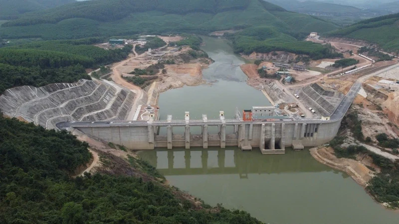 Luật sư thừa nhận hành vi chung chi để được thực hiện dự án là sai phạm Luật sư thừa nhận hành vi chung chi để được thực hiện dự án là sai phạm