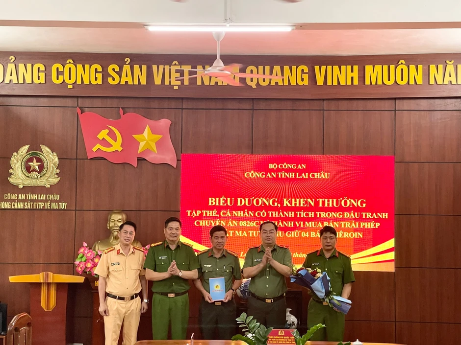 Luồn rừng vận chuyển ma túy liên tỉnh Luồn rừng vận chuyển ma túy liên tỉnh