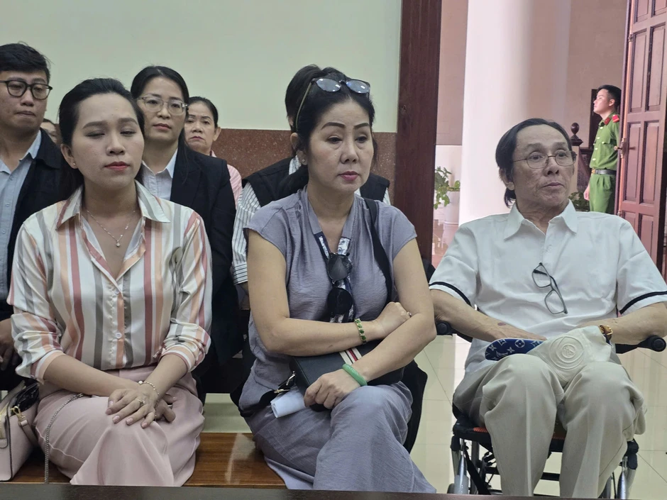 Lý do hoãn xét xử phúc thẩm vụ tranh chấp di sản của cố NSƯT Vũ Linh Lý do hoãn xét xử phúc thẩm vụ tranh chấp di sản của cố NSƯT Vũ Linh