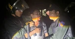 Mặc áo giáp tự chế, người đàn ông dùng dao cố thủ, tấn công cảnh sát