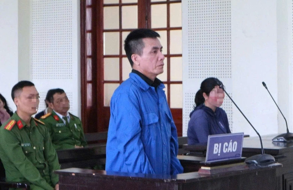 Mang dao sang nhà ngoại đâm vợ vì đòi ly hôn Mang dao sang nhà ngoại đâm vợ vì đòi ly hôn