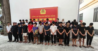 Mang hung khí, nẹt pô 'quậy’ phố trung tâm Đà Nẵng, 9 đối tượng bị khởi tố