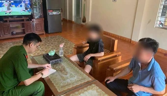 Mạo danh sĩ quan quân đội gạ hợp tác bán giường tầng lợi nhuận ‘khủng’