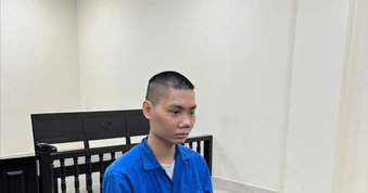 Mâu thuẫn chuyện mua xe, đem xăng đến đốt nhà người bán xe