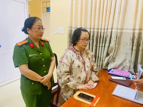 Một người đàn ông bị phụ nữ lừa đảo 4,5 tỉ đồng