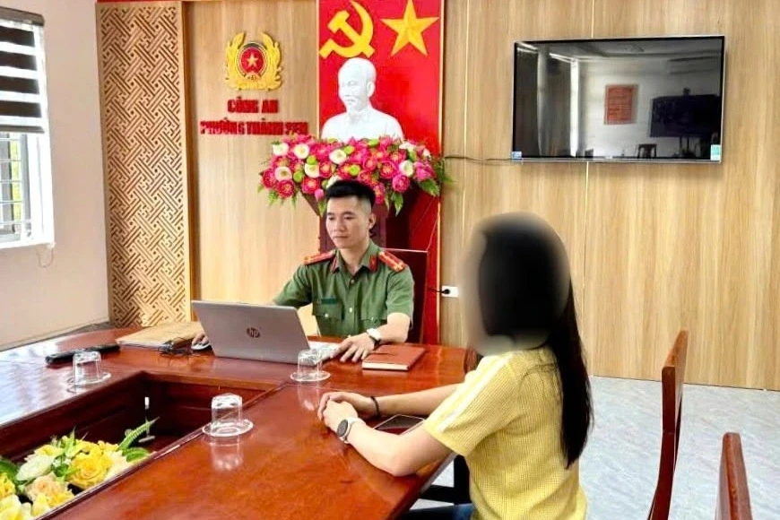 Một phụ nữ bị phạt 20 triệu đồng vì đăng ảnh căn cước người khác lên mạng Một phụ nữ bị phạt 20 triệu đồng vì đăng ảnh căn cước người khác lên mạng