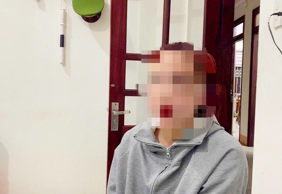 Một phụ nữ mang điện thoại đi cầm cố rồi dựng chuyện bị cướp