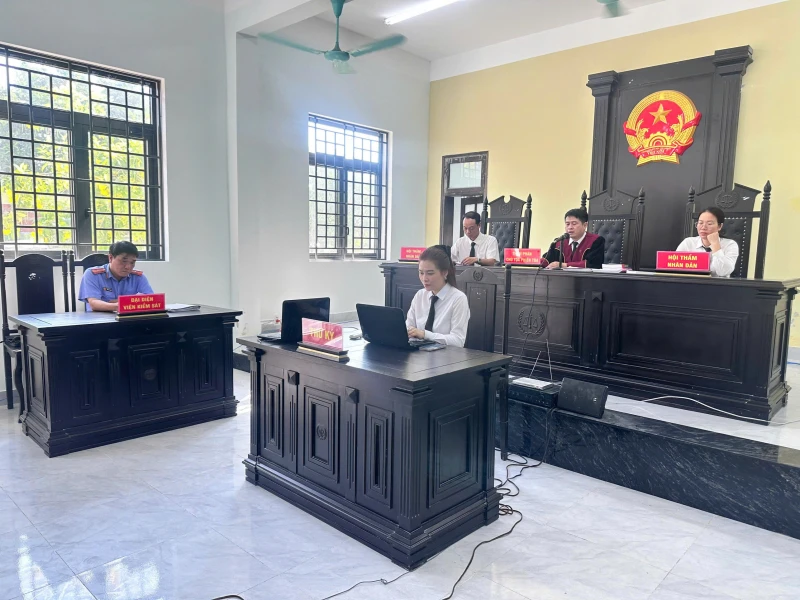 Mua 3 viên hồng phiến, nam thanh niên ở Huế lãnh án Mua 3 viên hồng phiến, nam thanh niên ở Huế lãnh án