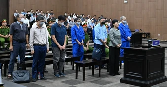 Mức án của 10 bị cáo trong vụ Bệnh viện Bạch Mai, Việt Đức cơ sở 2