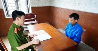 Nam thanh niên bất ngờ bị đâm chết khi vừa trở về phòng trọ