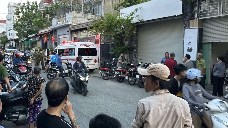 Ngã từ giàn giáo, một thợ hồ tử vong Ngã từ giàn giáo, một thợ hồ tử vong