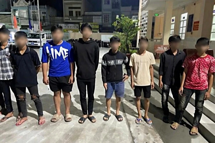 Ngăn chặn kịp thời nhóm thanh thiếu niên có ý định đua xe trái phép Ngăn chặn kịp thời nhóm thanh thiếu niên có ý định đua xe trái phép