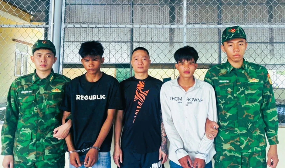 Ngăn chặn nhiều vụ xuất cảnh trái phép qua biên giới Ngăn chặn nhiều vụ xuất cảnh trái phép qua biên giới