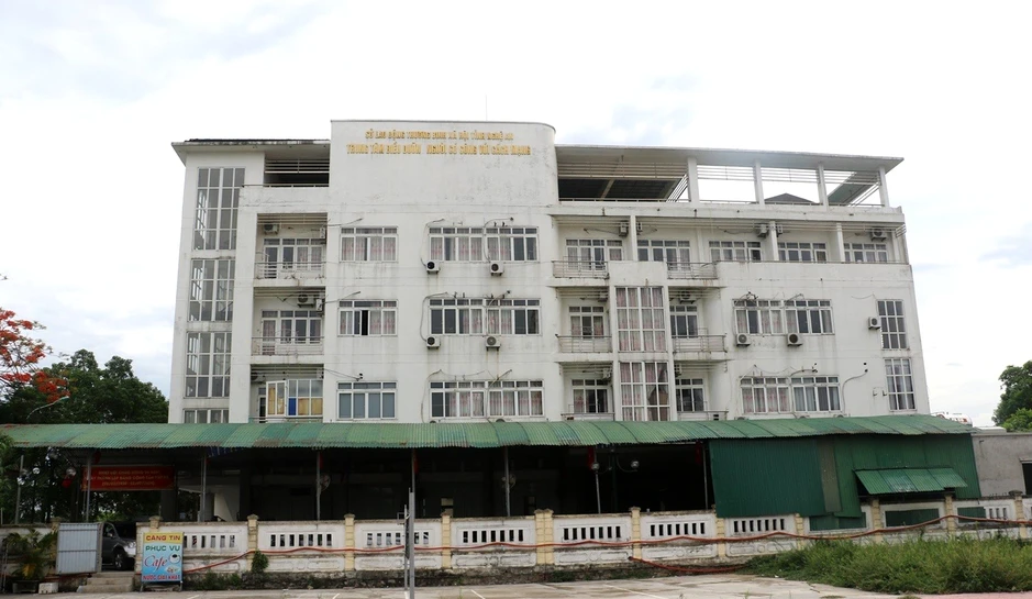 Nghệ An đấu tranh mạnh với tội phạm tham nhũng
