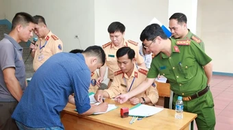 Nghệ An hơn 180 nghìn học viên được sát hạch lái xe trong một năm