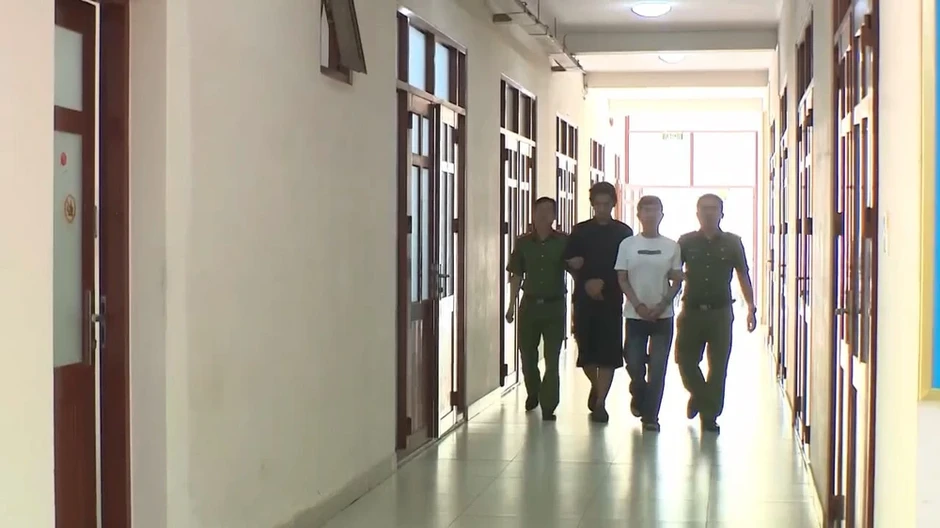 Người bán ma túy cho ca sĩ Long Nhật và Sơn Ngọc Minh là ai? Người bán ma túy cho ca sĩ Long Nhật và Sơn Ngọc Minh là ai?