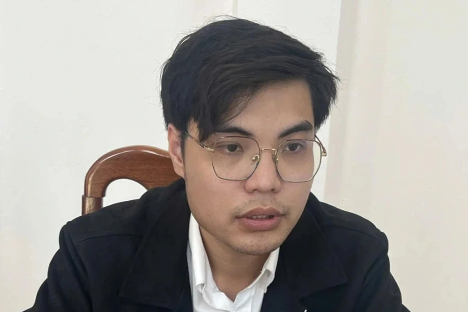 Người đàn ông 52 tuổi bị "nữ sinh Linh Đan" 1,6 tỷ đồng Người đàn ông 52 tuổi bị "nữ sinh Linh Đan" 1,6 tỷ đồng