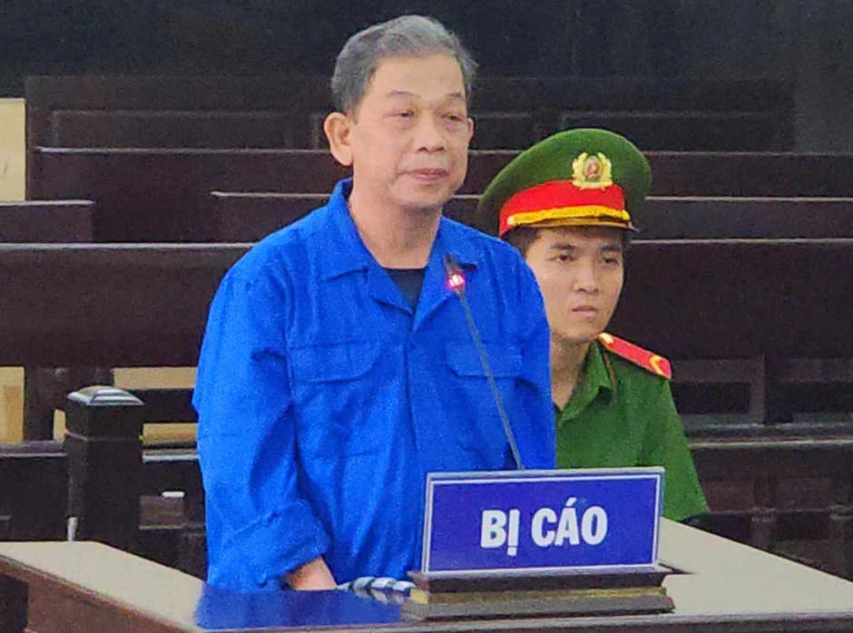Người đàn ông thất nghiệp mạo danh cán bộ thanh tra để lừa 'chạy án' Người đàn ông thất nghiệp mạo danh cán bộ thanh tra để lừa 'chạy án'